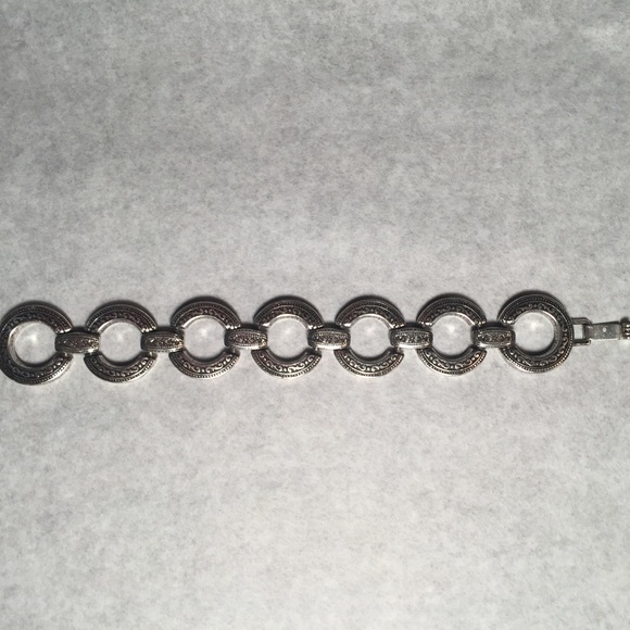 Brighton Bracelet - Picture 3 of 6